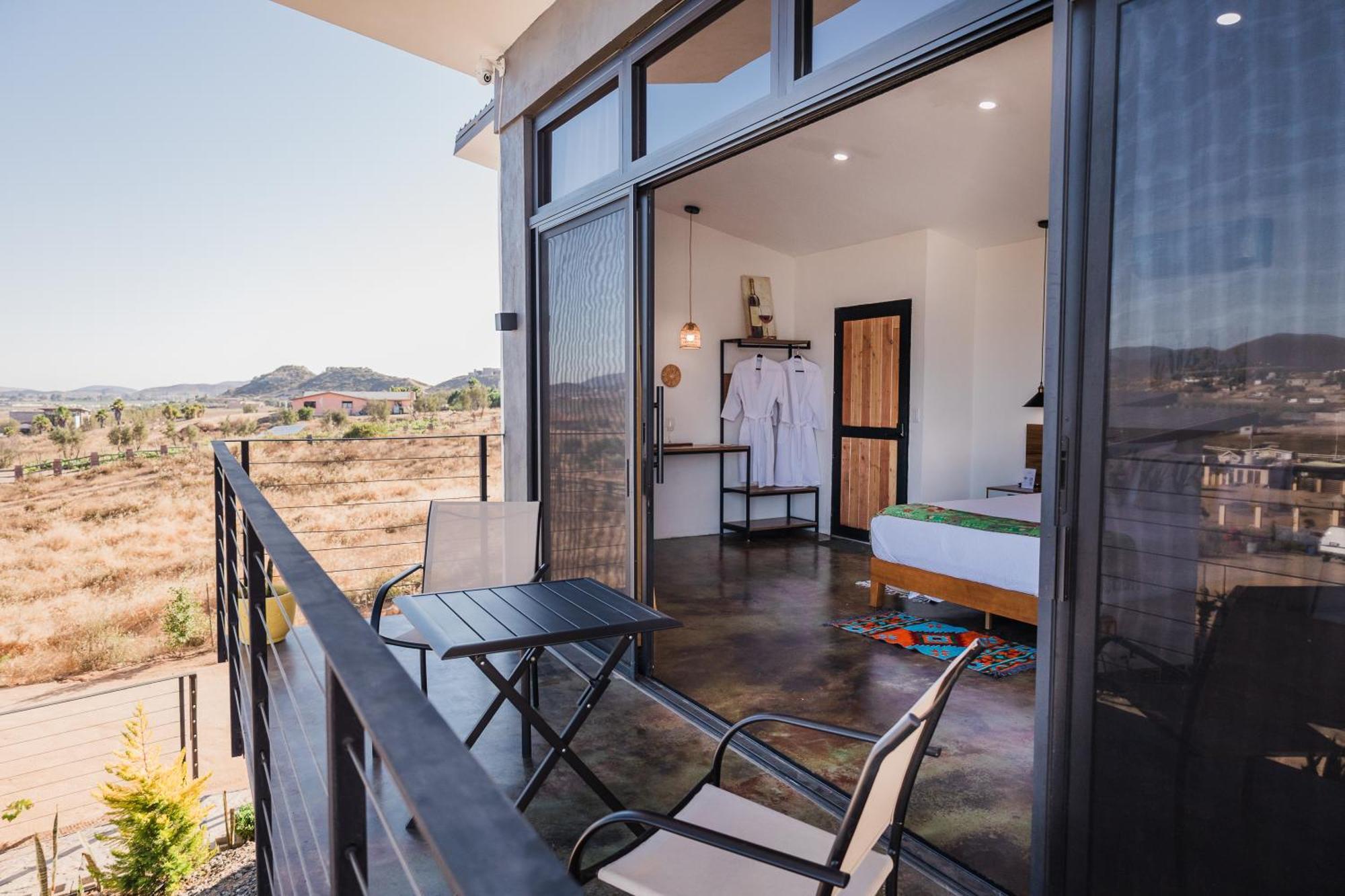 Vl Uno Bed & Breakfast Ensenada Ngoại thất bức ảnh