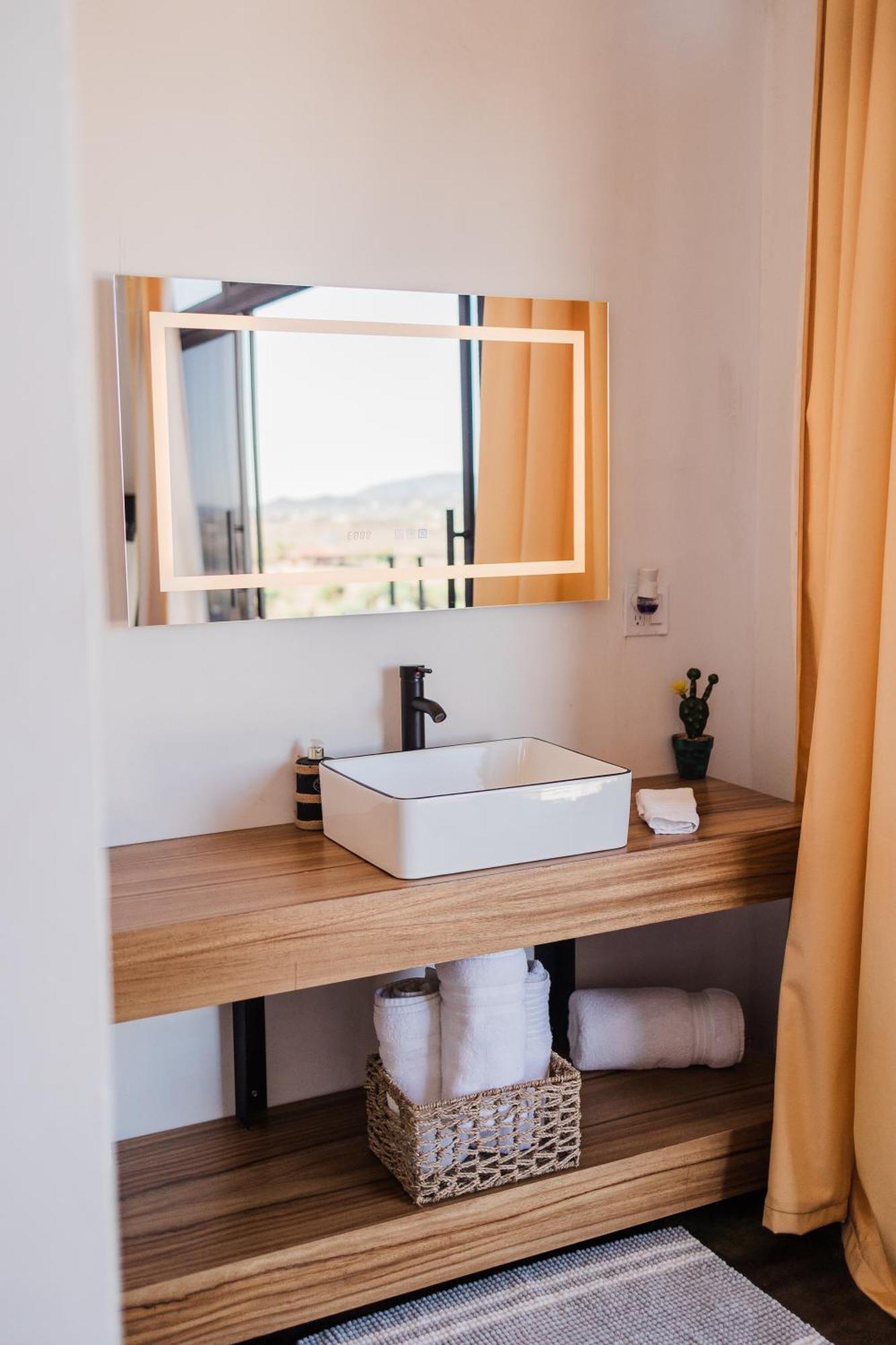 Vl Uno Bed & Breakfast Ensenada Ngoại thất bức ảnh