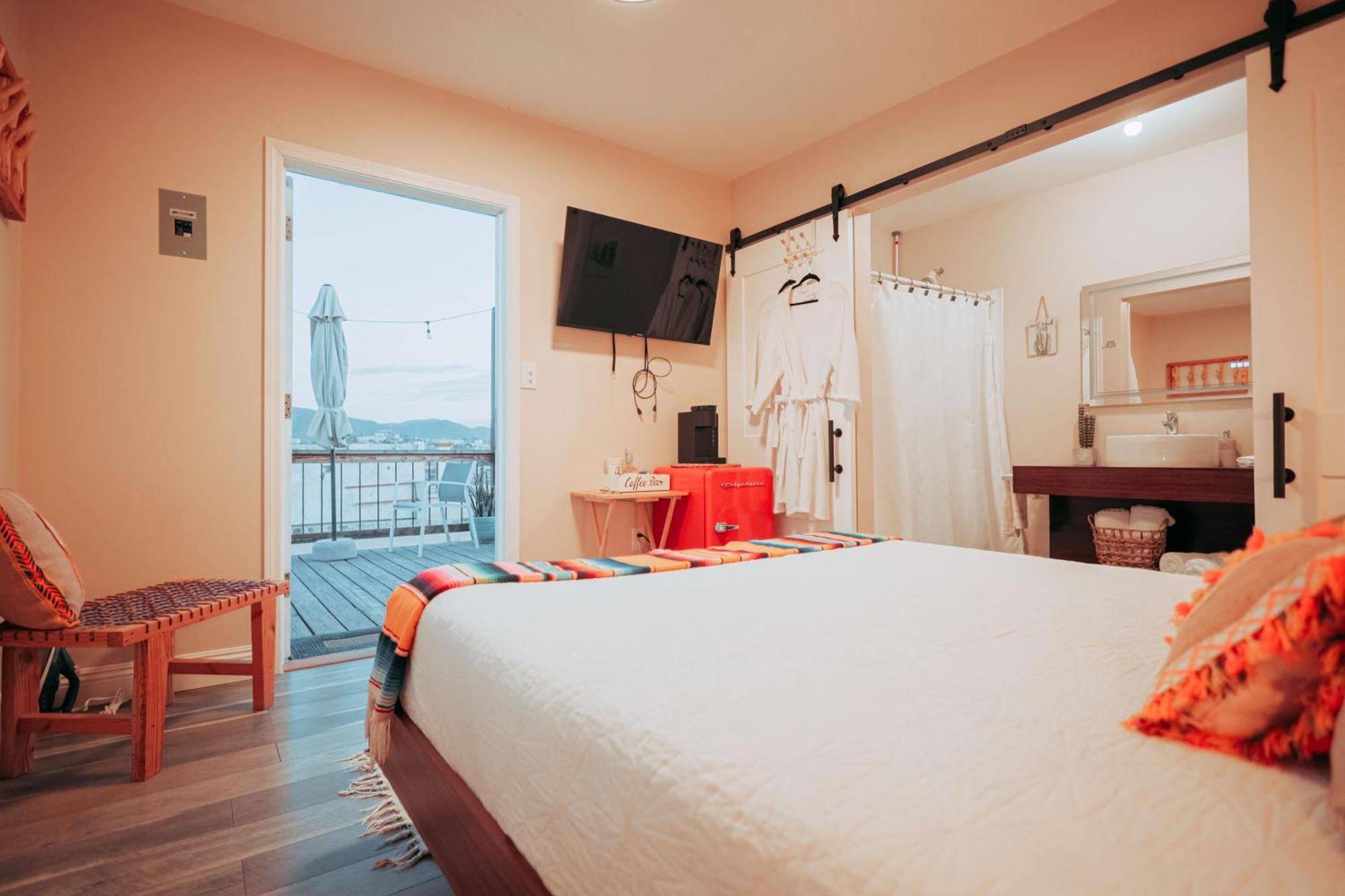 Vl Uno Bed & Breakfast Ensenada Ngoại thất bức ảnh