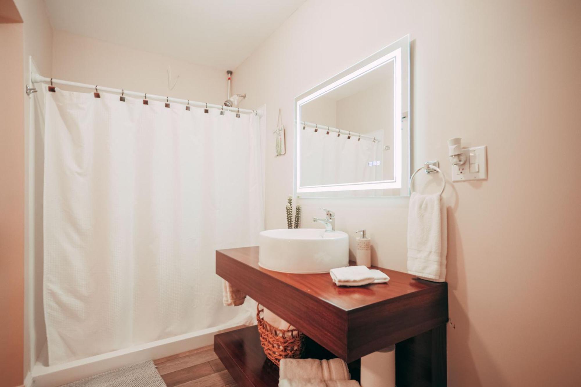 Vl Uno Bed & Breakfast Ensenada Ngoại thất bức ảnh
